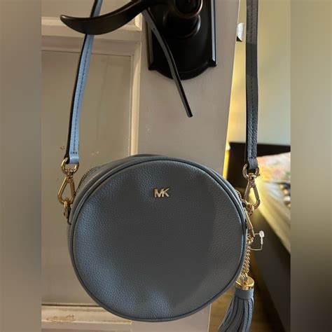 Michael Kors Medium Circle Canteen Crossbody Bag in Blue